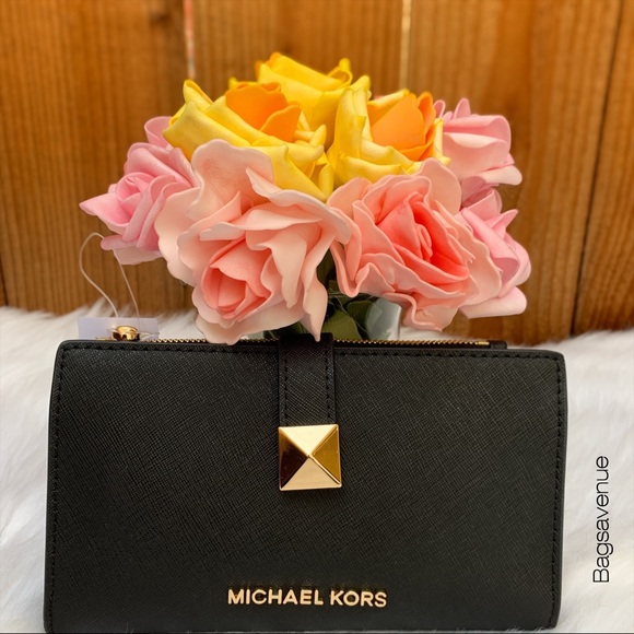 Michael kors Karla large MF phone wallet black - Picture 2 of 7